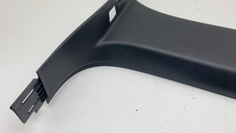 ⭕ 19-25 Chevrolet Silverado 1500 Right Lower B-Pillar Trim Cover Panel