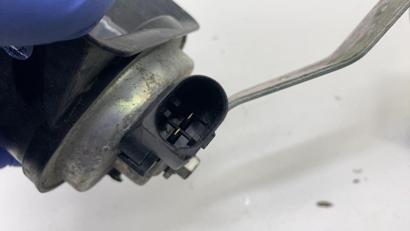 ⭕ 2014-2015 Mercedes-Benz B Electric Drive Low Tone Horn Right Side A0