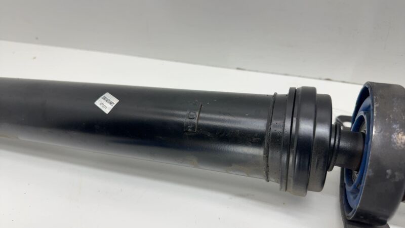 4M0 521 101 CJ ⭕ 2019-2024 Porsche Cayenne 3.0L  AWD Rear Drive Shaft Propeller OEM 4M0521101CJ