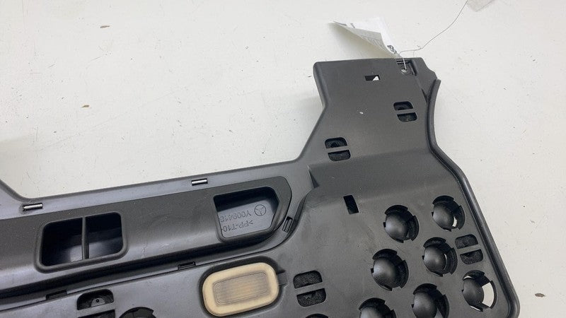 A 297 680 41 07 ⭕ 2022 Mercedes-Benz EQS 450+ Right Lower Under Dash Footwell Cover A2976804107