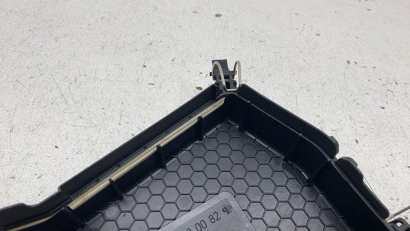 A 212 540 00 82 ⭕ 10-16 Benz E-Class E350 W212 Fuse Box Cover Panel Upper Housing A2125400082