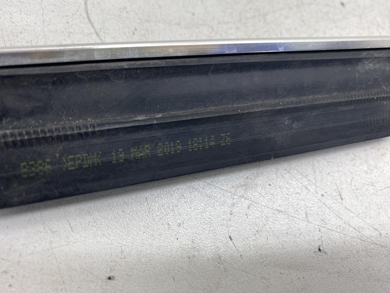 ⭕ 14-20 Maserati Ghibli Front Passenger Exterior Door Window Belt Mold