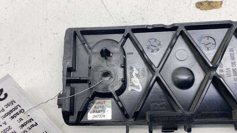 ⭕ 18-21 Lincoln Navigator Rear Right Bumper Inner Support Bracket JL7B