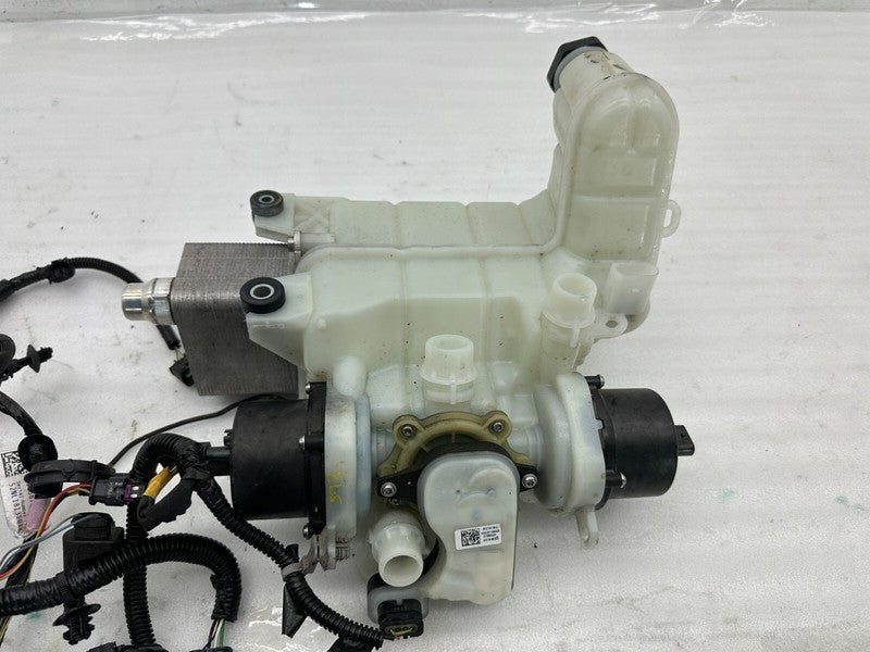 1077617 00 D ⭕ 17-20 Model 3 Reservoir Superbottle Chiller EXV Oil Fluid Cooler 1097015-98-J