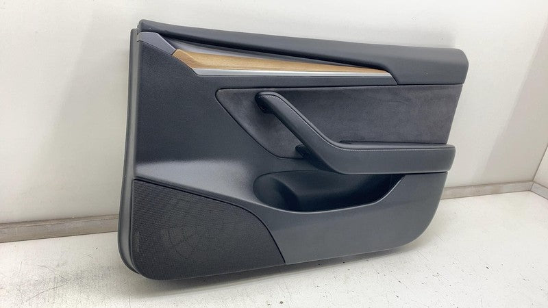 ⭕ 2021-2023 Tesla Model 3 Front Right Interior Door Panel Trim Card 15