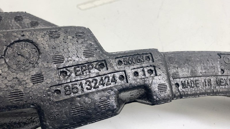 ⭕ 2022 2023 2024 Chevrolet Chevy Equinox Front Bumper Impact Absorber 85132424