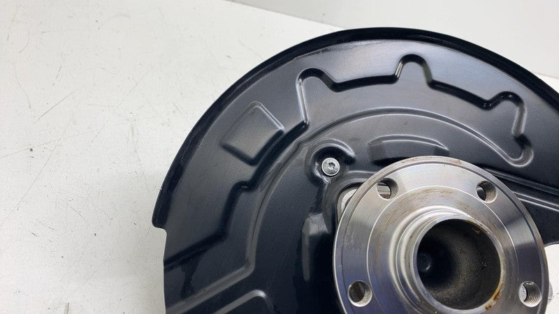 Knee Assembly VOLKSWAGEN ID4 Left 25