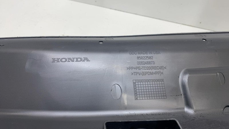 85022582 ⭕ 2024-2025 Acura ZDX Radiator Support Lower Air Guide Baffle Assembly 85022582