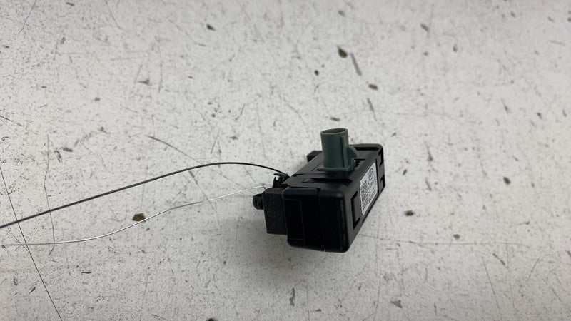 ⭕ 2019-2023 Audi E-Tron Mobile Phone Antenna Amplifier Module Assy 5B4