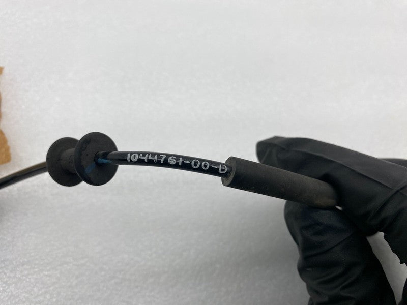 104476100D ⭕17-23 Model 3 Front Left or Right Anti-Lock ABS Wheel Speed Sensor 1044761-00-D