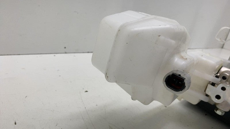 4721047E40 ⭕ 2023-2024 Toyota Prius Power Brake Booster w/ Reservoir Tank Assy 47210-47E40