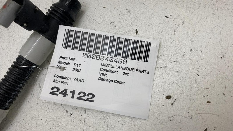 PT00061709-E ⭕ 2022-2024 Rivian R1T Coolant System Hose Cooling Pipe Tube Assy PT00061709-E