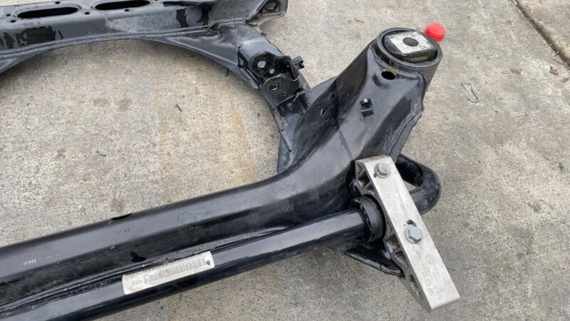 7L0407747A 2011-2018 Porsche Cayenne Front Subframe Crossmember Cradle w/ Stabilizer Bar