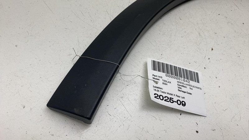 104589200D ⭕ 16-25 Tesla Model X Rear Left Door Lower Wheel Arch Flare Molding 1045892-00-D