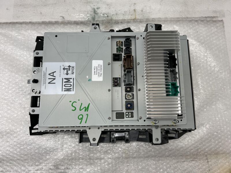 1447934 00 E ⭕16-20 Tesla Model S X Media Control MCU Infotainment & Speedometer 1451809-80-H