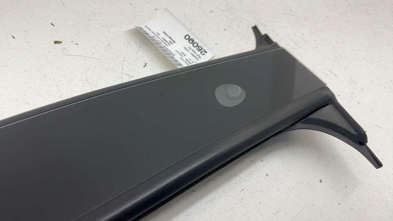 1785300-00-B ⭕ 20-24 Model Y MY Right Exterior B-Pillar Applique Glass Trim RH 1785300-00-B