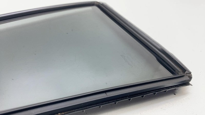 ⭕ 2018-2023 Subaru XV Crosstrek Rear Passenger Side Door Corner Vent Glass Right