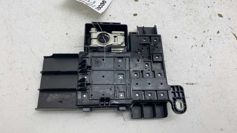 Miscellaneous Parts VINFAST VF8 25