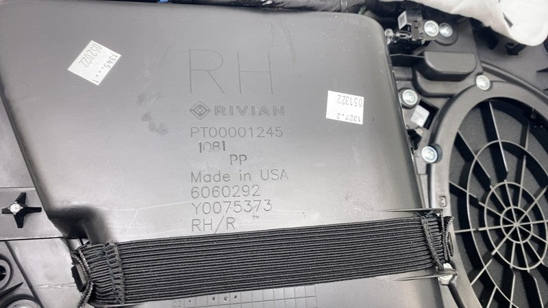 PT00001245 ⭕2022-2024 Rivian R1T R1S Rear Right Door Panel Trim Card Cover Black PT00001245
