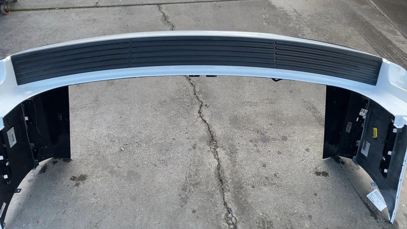 ⭕ 2018 2019 2020 2021 Lincoln Navigator Rear Bumper Cover Panel White 