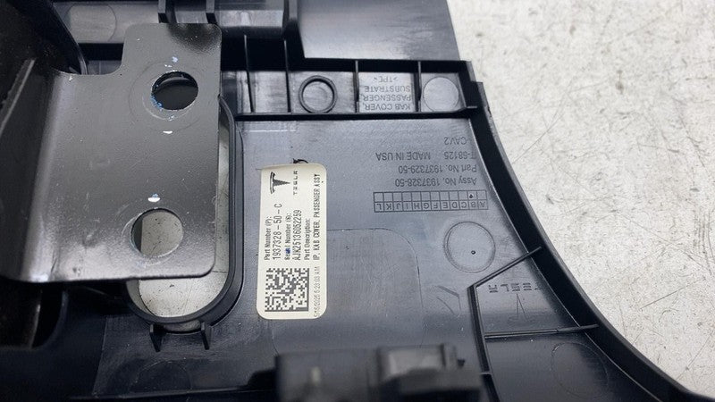 ⭕ 2025-2026 Model Y Juniper Right Lower Knee Safety Airbag Module 1077