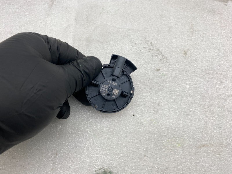 1036762 00 A ⭕ 2017-2023 Model 3 Right or Left Door Impact Crash Pressure Sensor 1036762-00-A