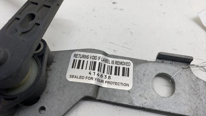 A 297 905 10 01 ⭕ 2022 Mercedes-Benz EQS 450+ Front Right Ride Height Level Sensor A0009053713