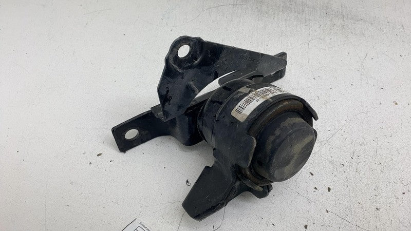 FV63 6F012 AF 2013 2014 2015 2016 2017 2018 Ford C-Max Front Engine Mount w/ Bracket Assembly