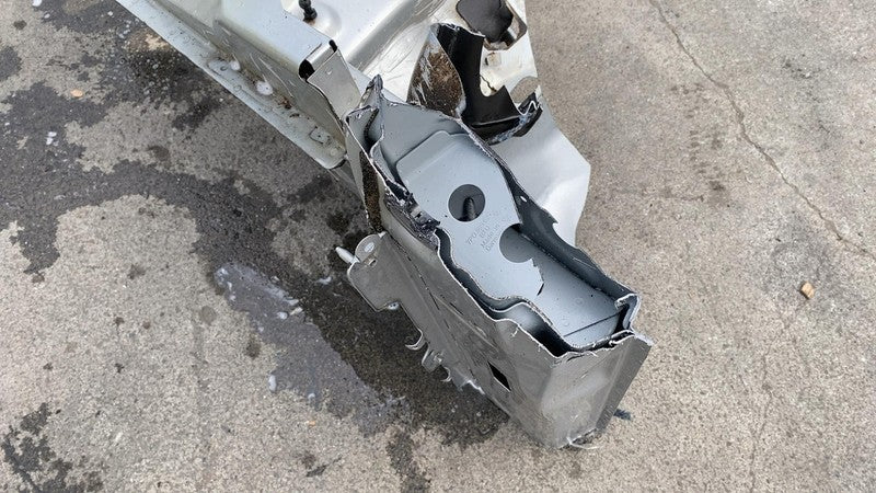 2011-2014 Porsche Cayenne Front Driver Side Structural Apron Cutout Left LH