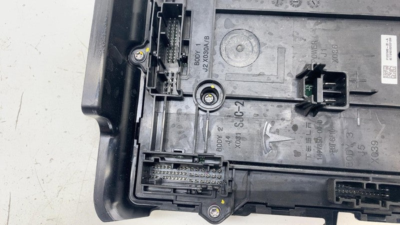 ⭕ 17-23 Tesla Model 3 Y Left Low Voltage Electronic Control Module 149