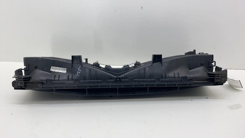 1058073-00-B ⭕12-20 Tesla Model S Radiator Shutter Air Duct Center Intake Grille 1058073-00-B