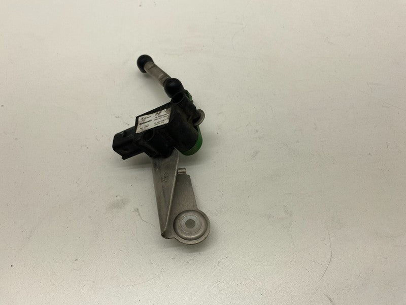 6006514-00-B ⭕ 2012-2015 Tesla Model S Front Left Air Ride Height Level Sensor 6006514-00-B