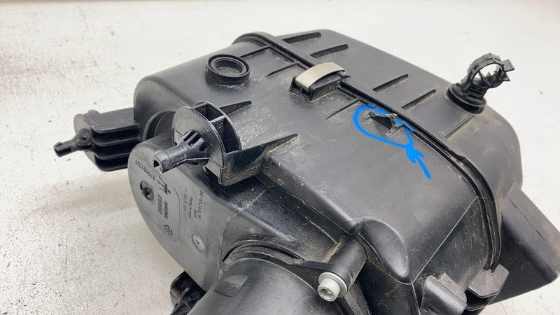 ⭕ 2017-2022 Maserati Levante Left Engine Air Filter Box Housing Assy 6