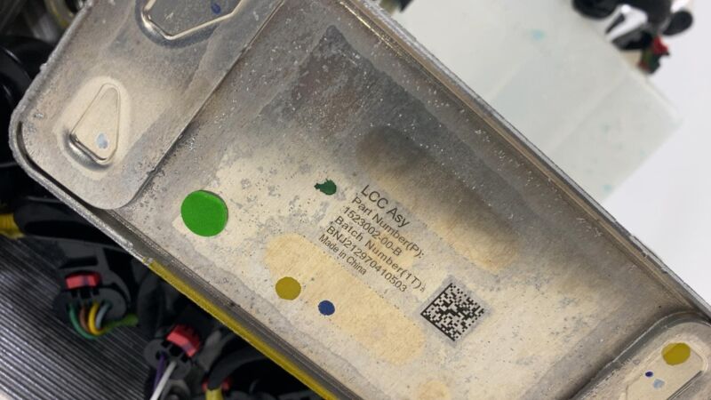 150680300F 20-23 Model Y Supermanifold Refrigerant Chiller + Coolant Reservoir 1523002-00-B