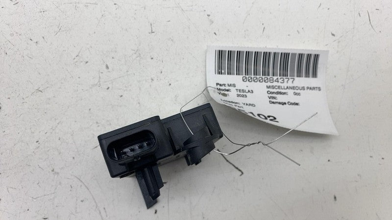 ⭕ 17-23 Tesla Model 3 Rear Bumper BCM Computer Body Control Module 109