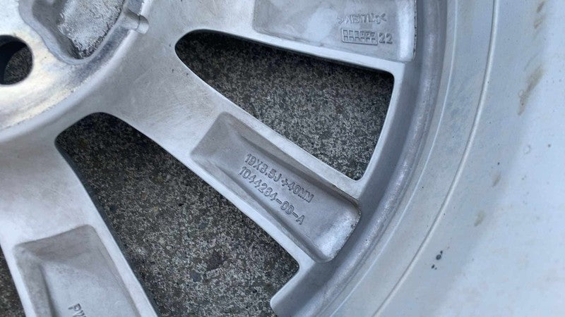 ⭕ 20-23 Model 3 Wheel Rim 19x8.5 +40MM w/ Ironman Tire 235/40 R19 1044
