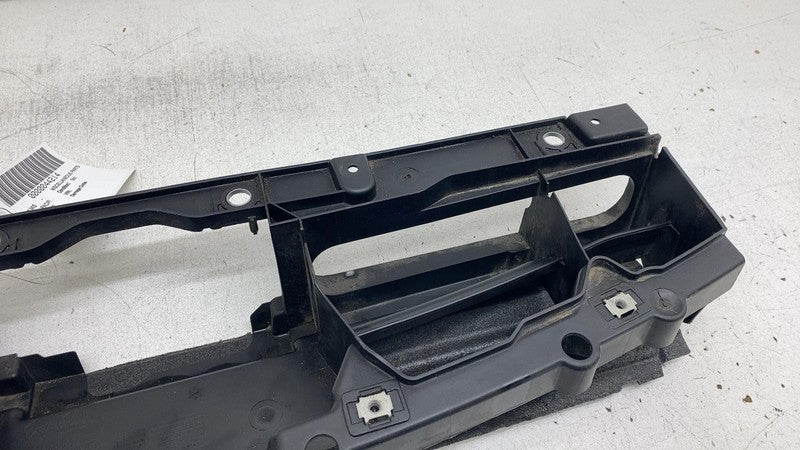 68292240AA ⭕ 17-24 Chrysler Pacifica Radiator Core Support Bracket Upper Closure 68292240AA