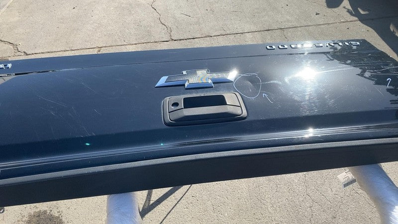 2015-2019 CHEVY SILVERADO 1500 TRUNK LID TAILGATE W/ CAMERA OEM Lid Bl