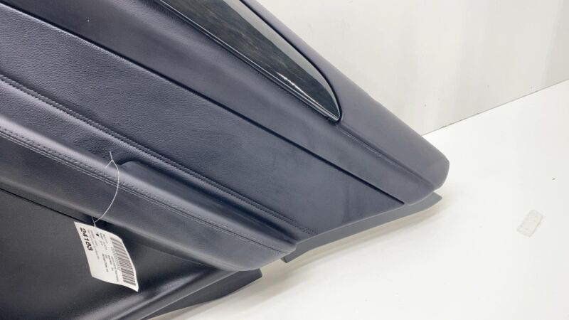 2016-2018 Mercedes-Benz GLE350 Rear Passenger Side Door Panel Trim Cover Right