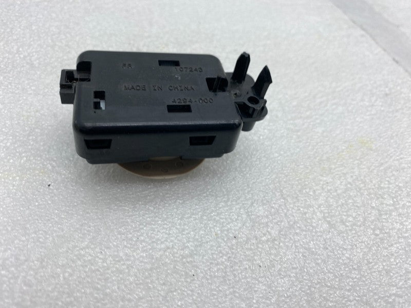 4294-000 ⭕2012-2020 Tesla Model S Interior Roof Dome Lamp Courtesy Reading Map Light Assy