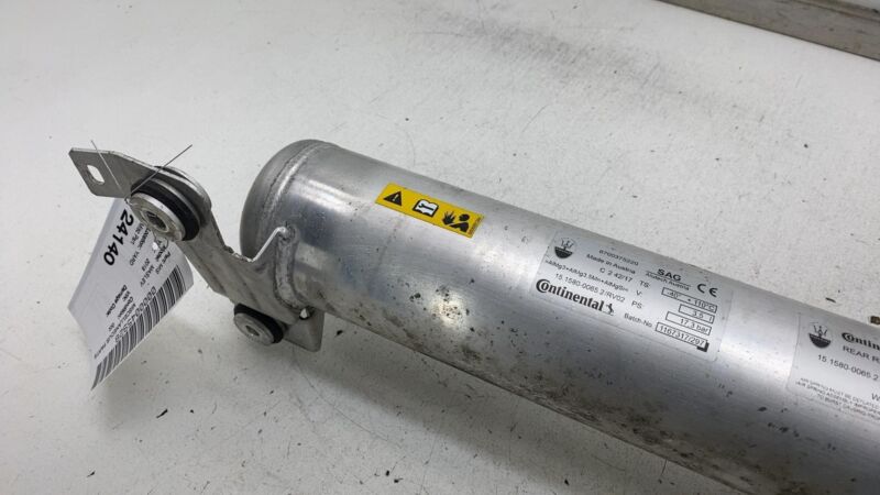 6700375220 ⭕ 17-20 Maserati Levante Rear Air Ride Suspension Pump Reservoir Tank 6700375220
