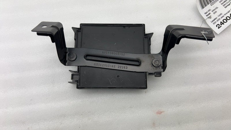 ⭕ 21-23 Jeep Wrangler 4XE Hub Receiver Transmit w/ Bracket Assembly 56