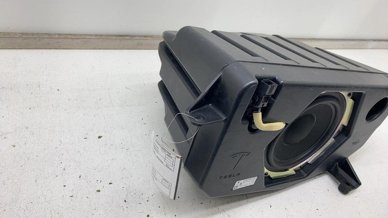 2016-2020 Tesla Model X Premium Subwoofer Bassbox Audio Speaker Woofer