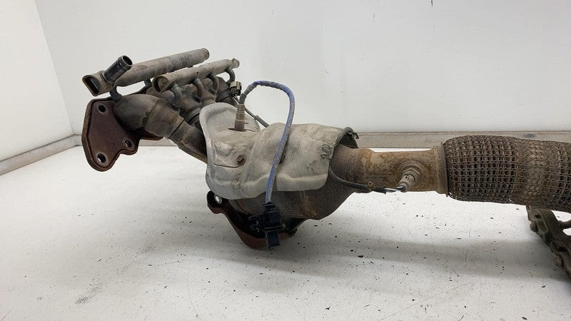 2013 2014 2015 2016 2017 Ford C-Max Exhaust Manifold Assembly OEM