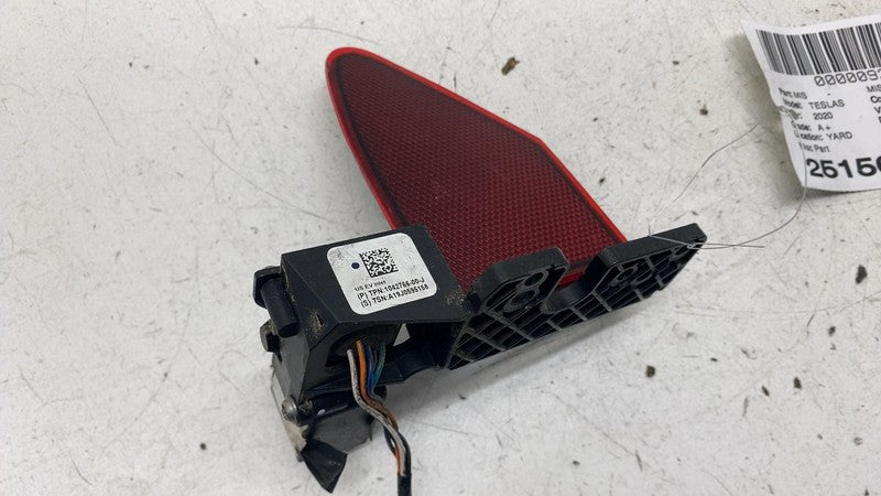⭕ 15-20 Tesla Model S Rear Left Taillight Lamp Charge Reflector LH 104