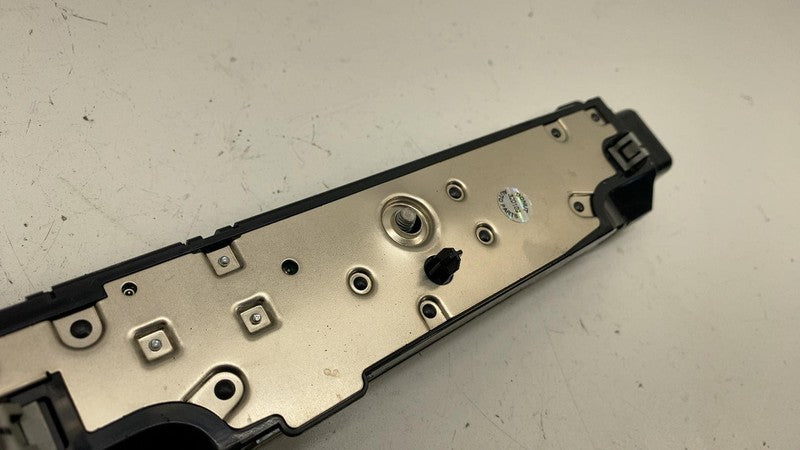 158560100D ⭕ 2017-2023 Tesla Model 3 Y WiFi Bluetooth Antenna Control Module 1585601-00-D