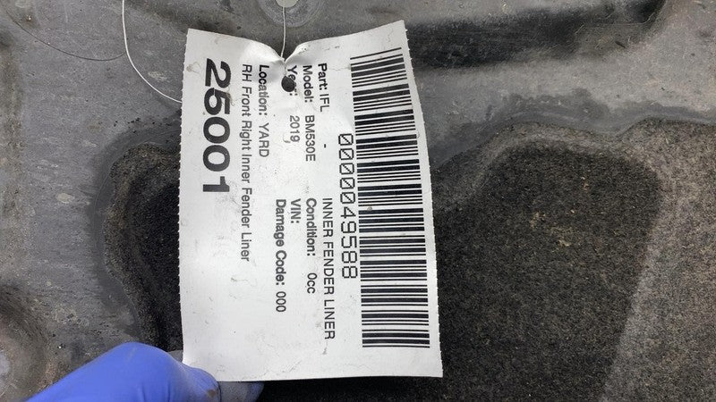 74850613 2018-2020 BMW 530E Front Passengrer Right Inner Fender Liner Splash Guard Shield