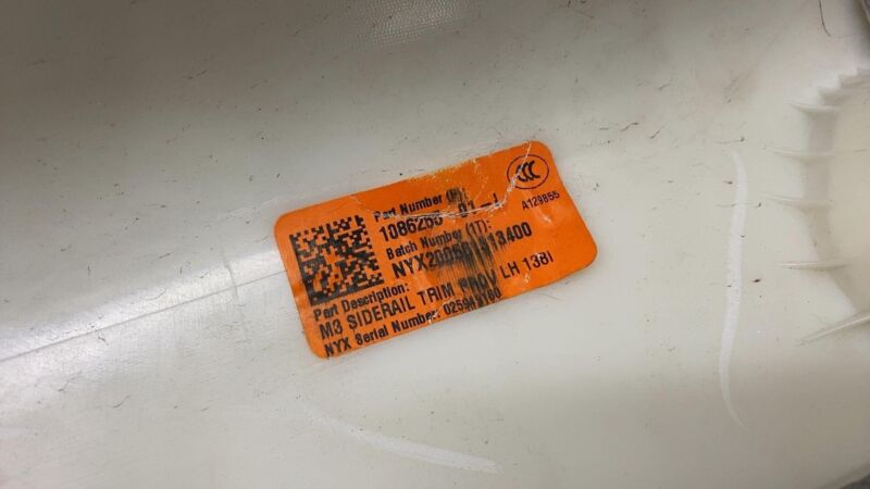 108626501L 17-23 Model 3 Rear Left/Right C-Pillar Side Rail Trim  1086265-01-L/1086269-01-L