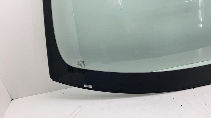 E4 43R-011384 ⭕ 2021 2022 2023 Polestar 2 Front Windshield Wind Screen Glass Assembly