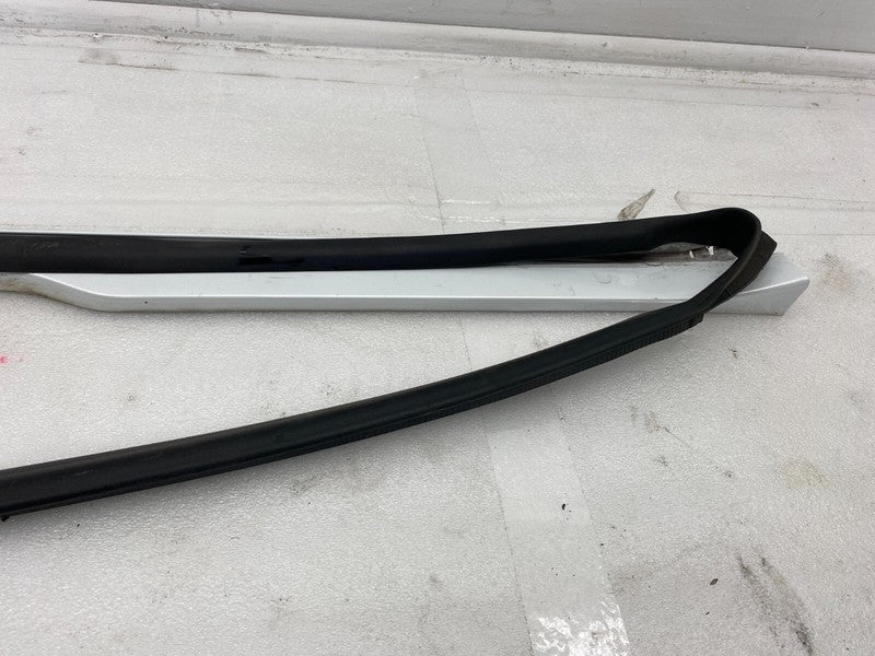 101221500F ⭕12-23 Model S Left Rocker Panel Scuff Plate Molding w/ Rubber Seal 1012215-00-F